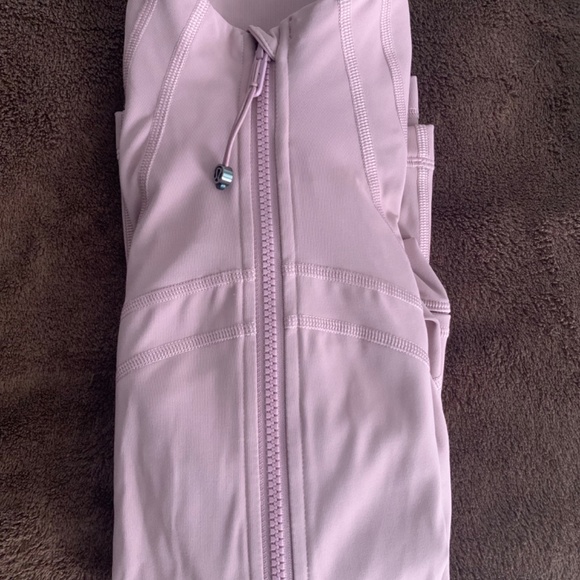Lululemon Define Jacket in Dusty Mauve Size 6 - Picture 3 of 5
